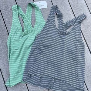 ZYIA Nimbus Split Back tank tops activewear forest green gray lot of 2 NWT sz L